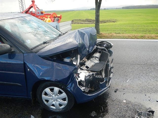 dopravní nehoda 2 oa, čejkovice - 16. 10. 2013 (3)