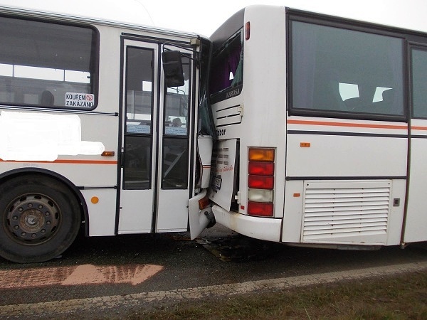 nehoda tří autobusů, košín - 1. 11. 2013 (2)