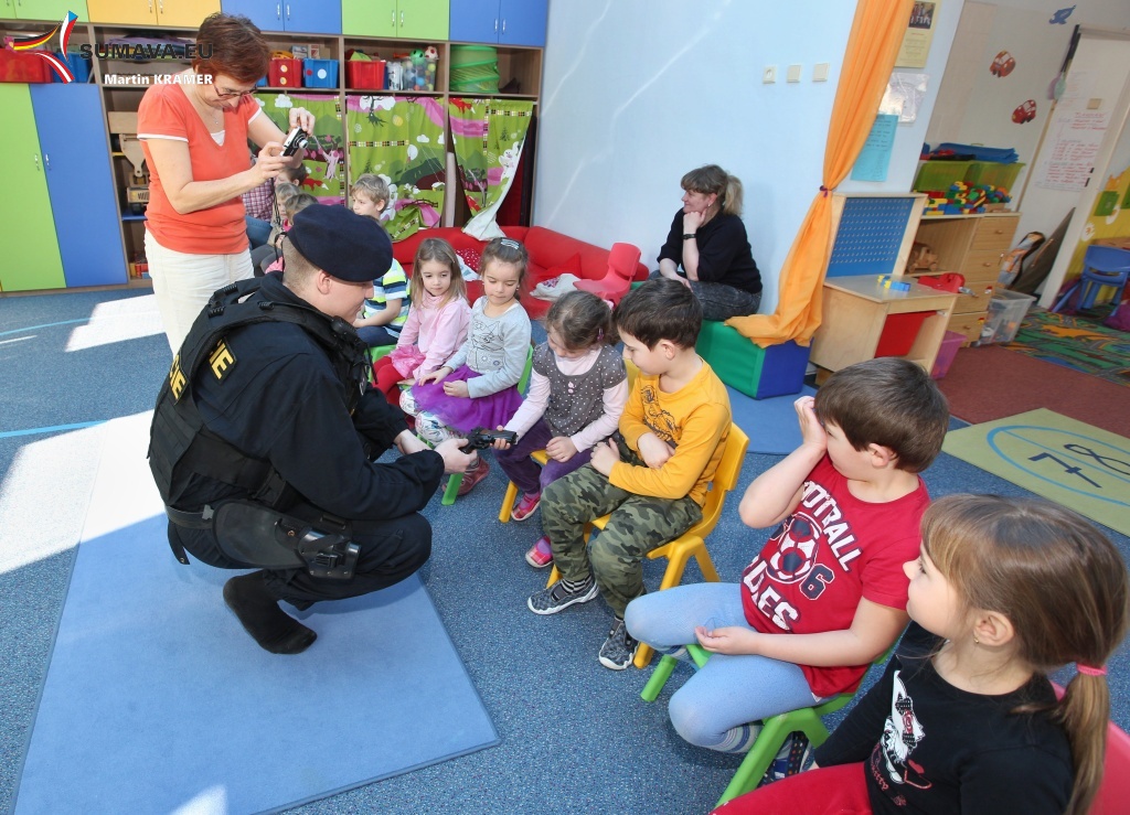 skolka policie 2016 14