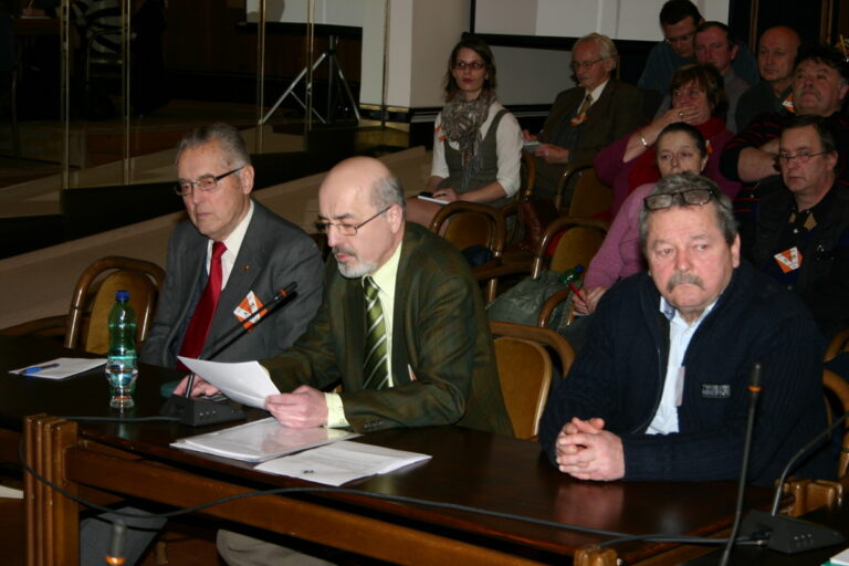 Občané odmítající rozšiřování prvních zón byli vyslyšeni v parlamentu