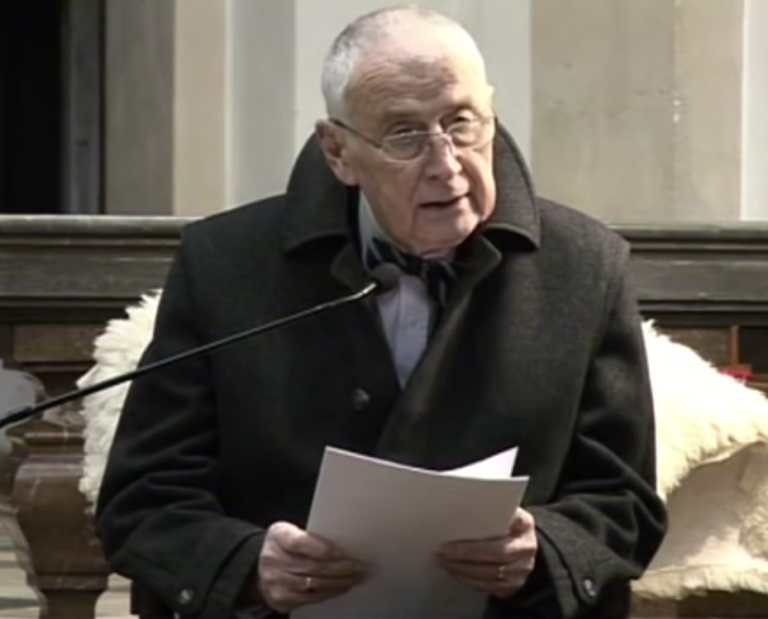 Prof. MUDr. Josef Koutecký : Fenomén dotyku