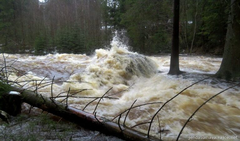 Obrazem: povodeň na Prachaticku