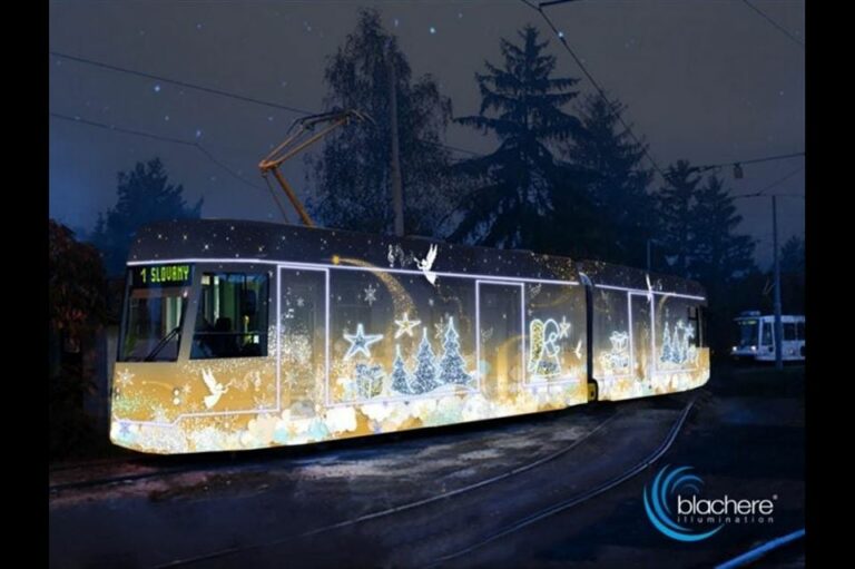 Vánoční tramvaj ozdobí zahájení adventu v Plzni