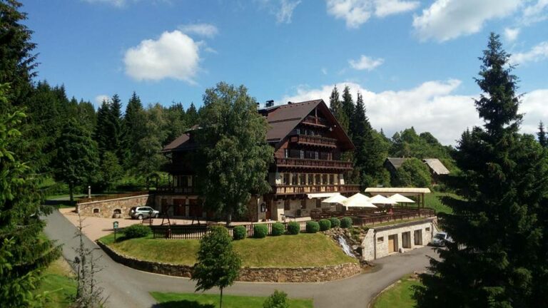 Pokuta pro šumavské hotely za znečišťování vod