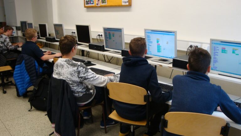 Mladý programátor již odstartoval