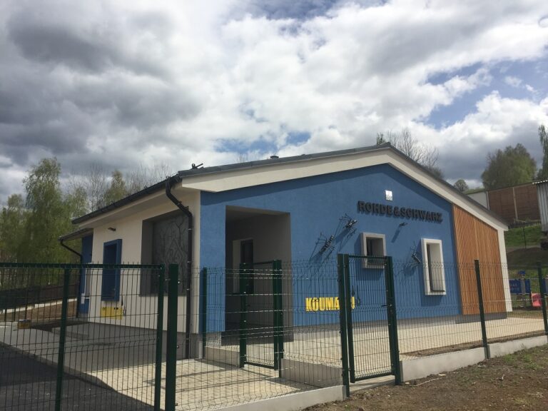 R&S otevřelo firemní školku