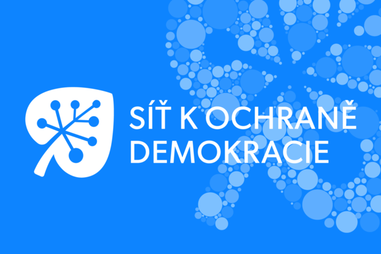 Česko má první Síť k ochraně demokracie