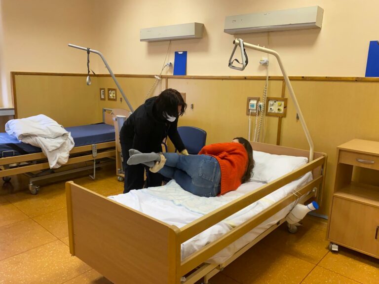 Kurzy ošetřovatelství pro veřejnost