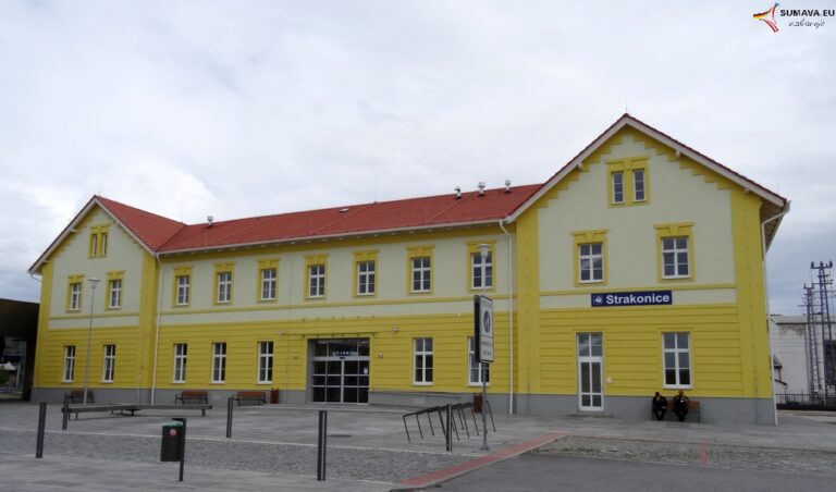 Modernizace nádražní budovy ve Strakonicích