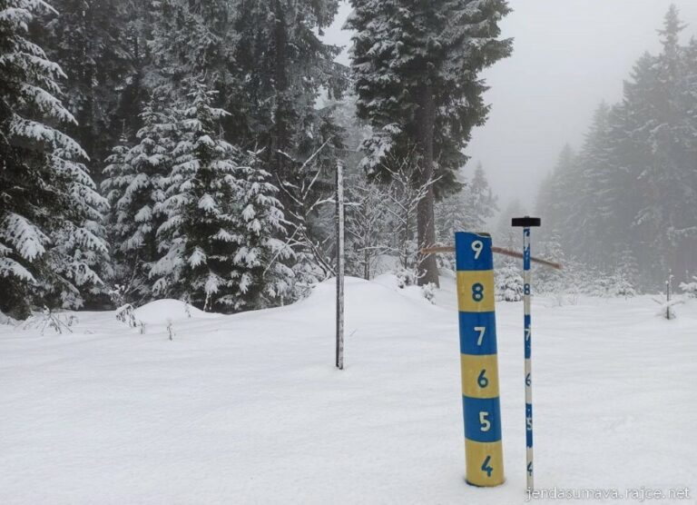 Povánoční měření sněhu v pramenné oblasti Vltavy