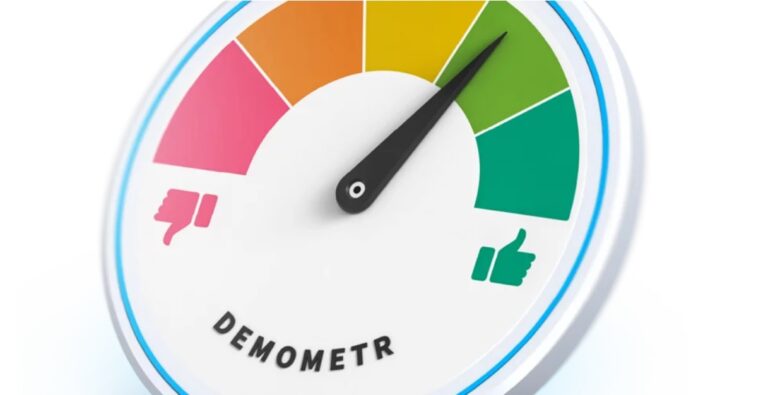 Víme, jak se daří české demokracii