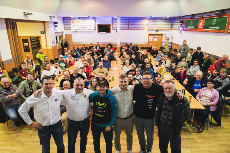 Rallyshow Vacov opět přivítala naší dakarskou elitu