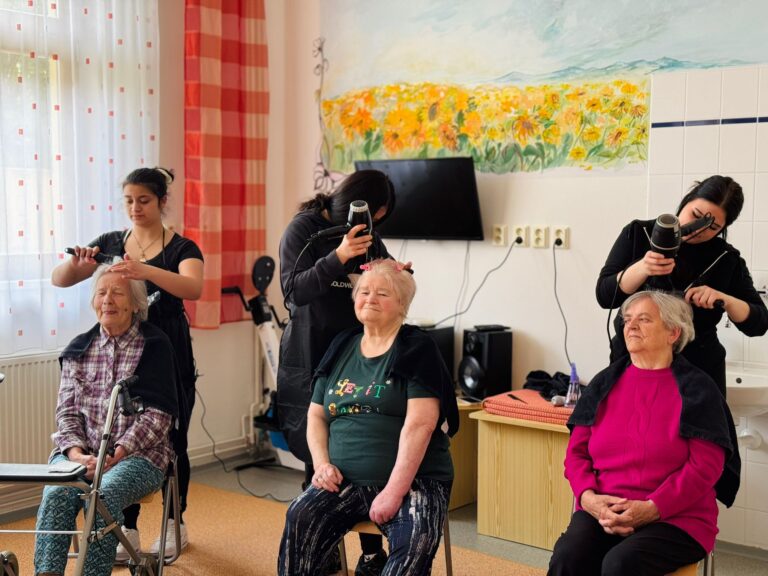 Den radosti v Domově seniorů