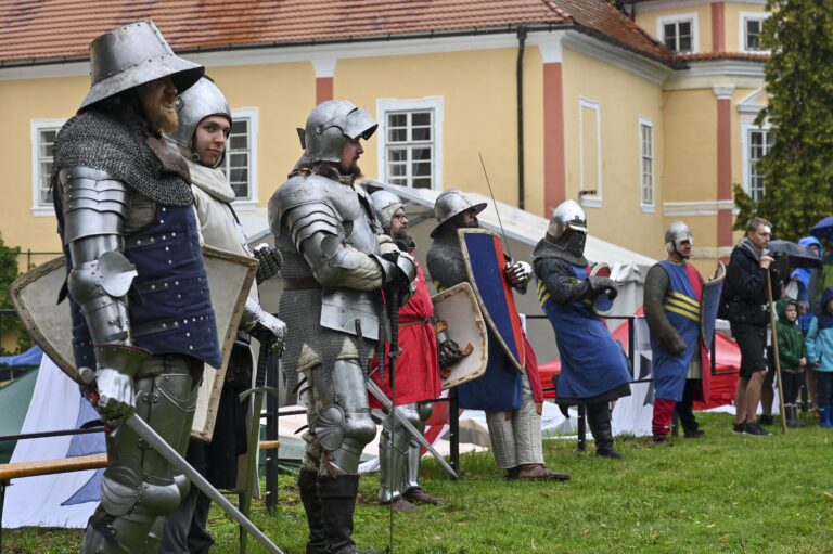 Pozvánka na Oživlý středověk