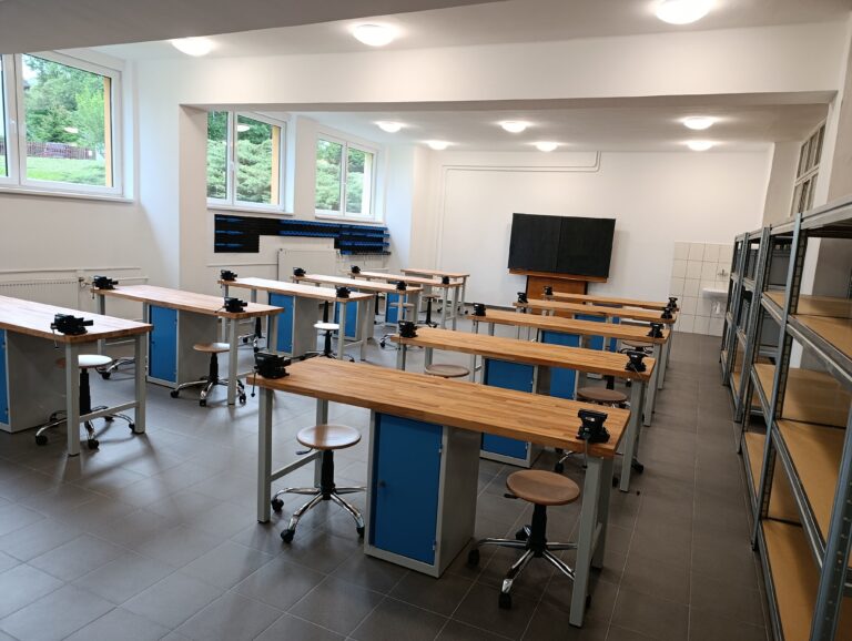 Realizace projektu ZŠ a MŠ Zdíkov