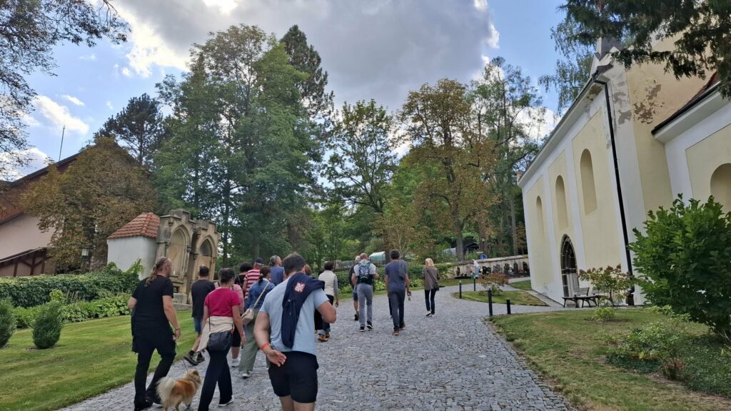 Vimperk: smuteční síň, Pivovarské terasy, zámecká obora