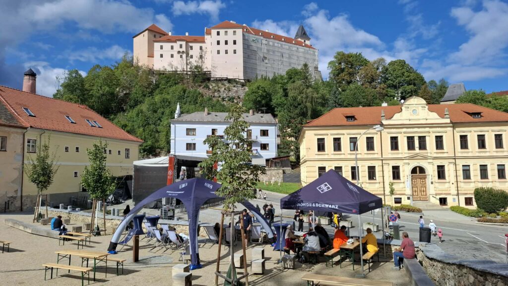 Vimperk: smuteční síň, Pivovarské terasy, zámecká obora