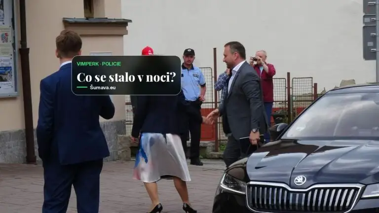 Pokus o vloupání na pumpu ve Vimperku skončil zničenými dveřmi